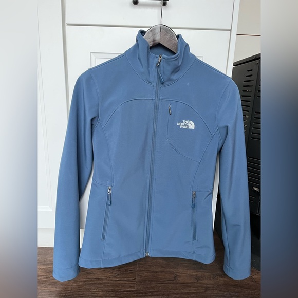 The North Face Apex Softshell Jacket - Picture 1 of 3